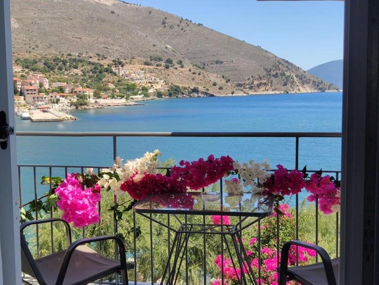 Ballas Apartments Agia Efimia Eksteriør bilde