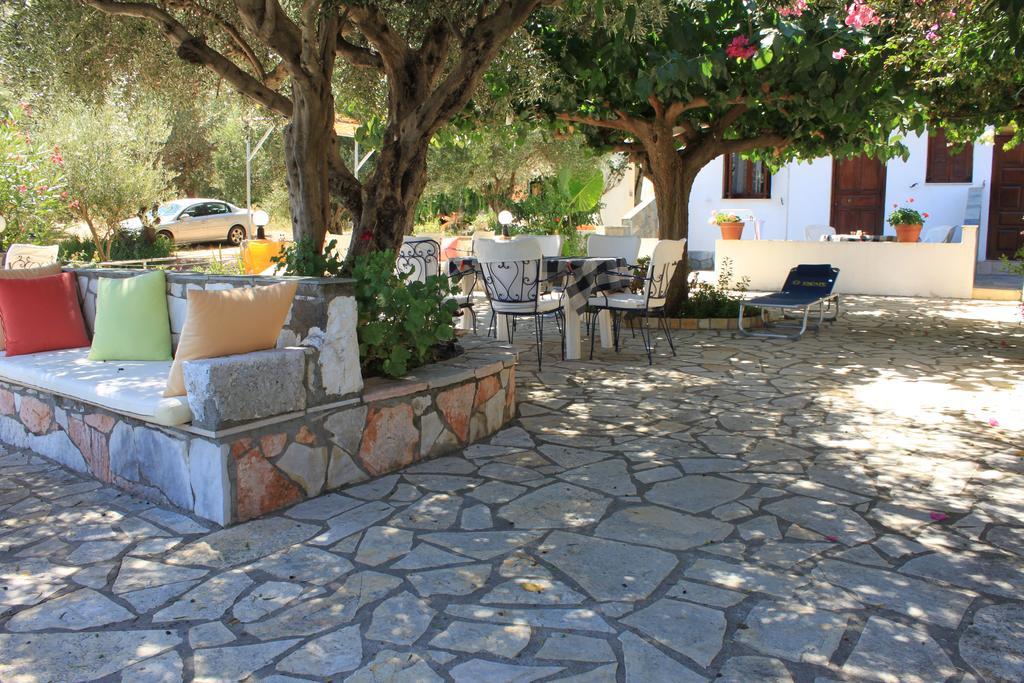 Ballas Apartments Agia Efimia Eksteriør bilde