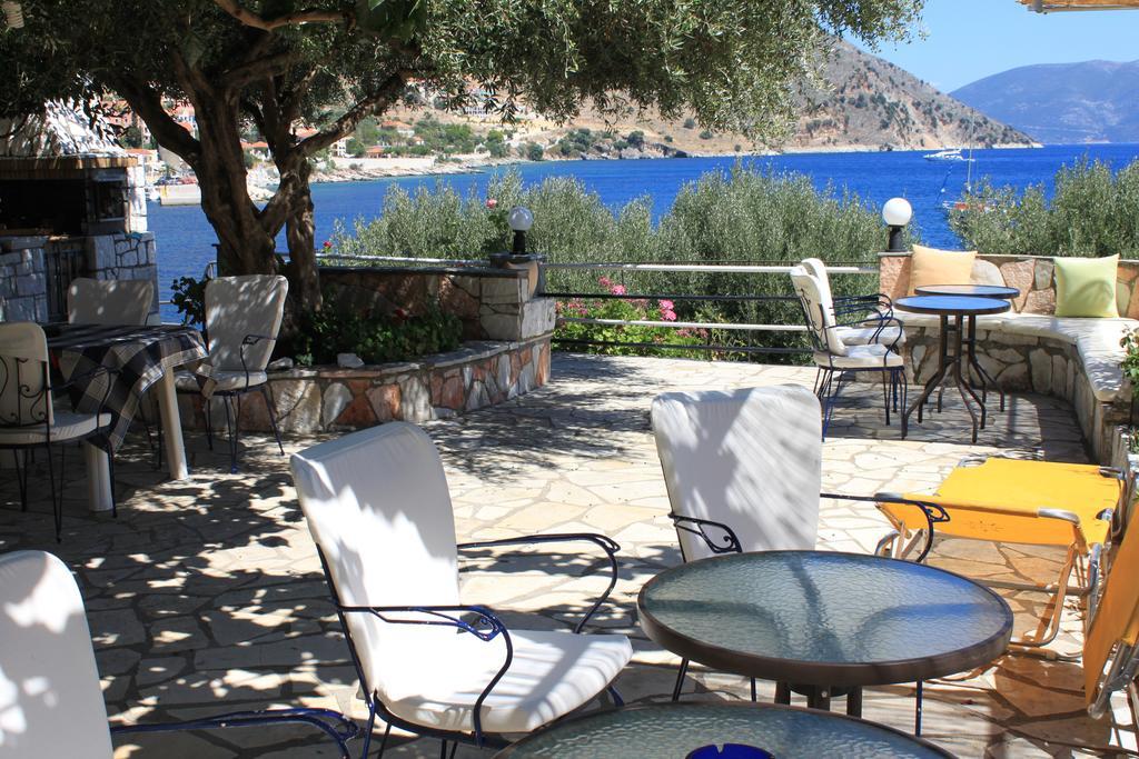 Ballas Apartments Agia Efimia Eksteriør bilde