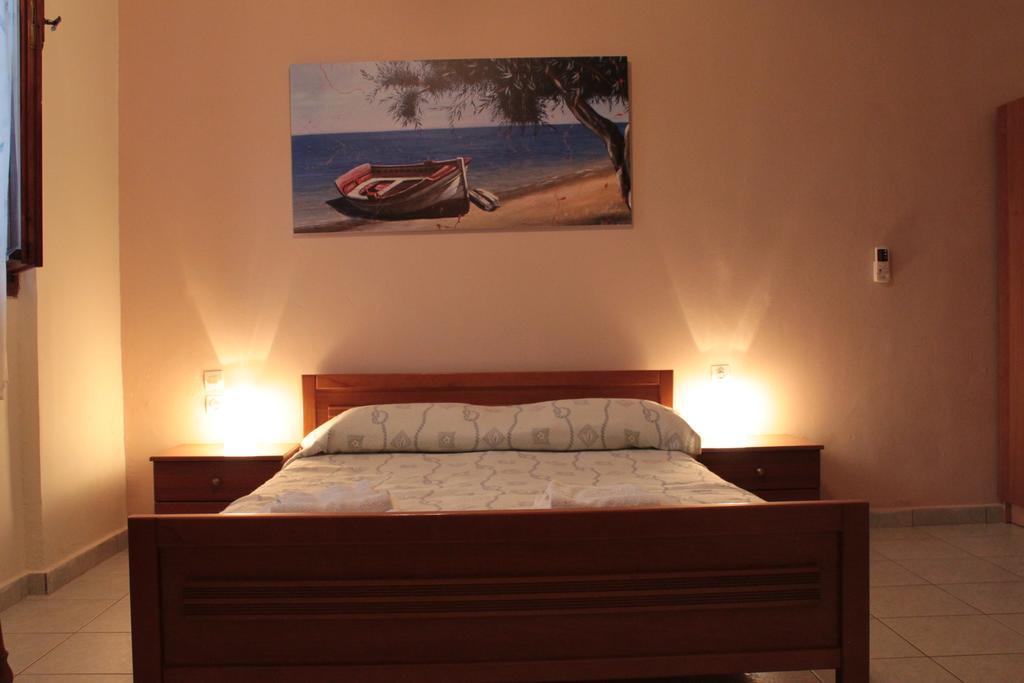 Ballas Apartments Agia Efimia Rom bilde