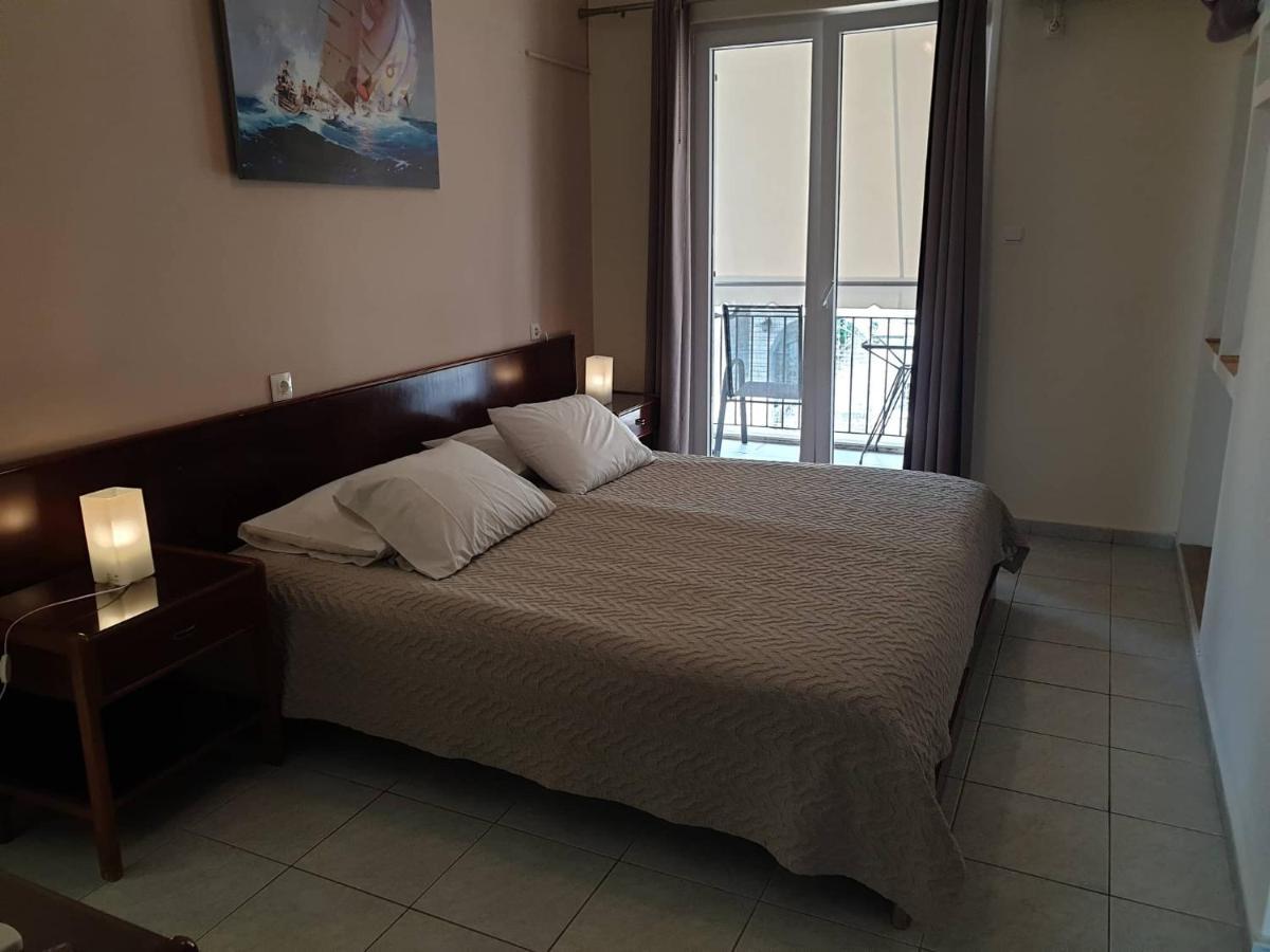 Ballas Apartments Agia Efimia Eksteriør bilde