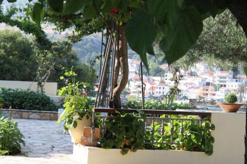 Ballas Apartments Agia Efimia Eksteriør bilde