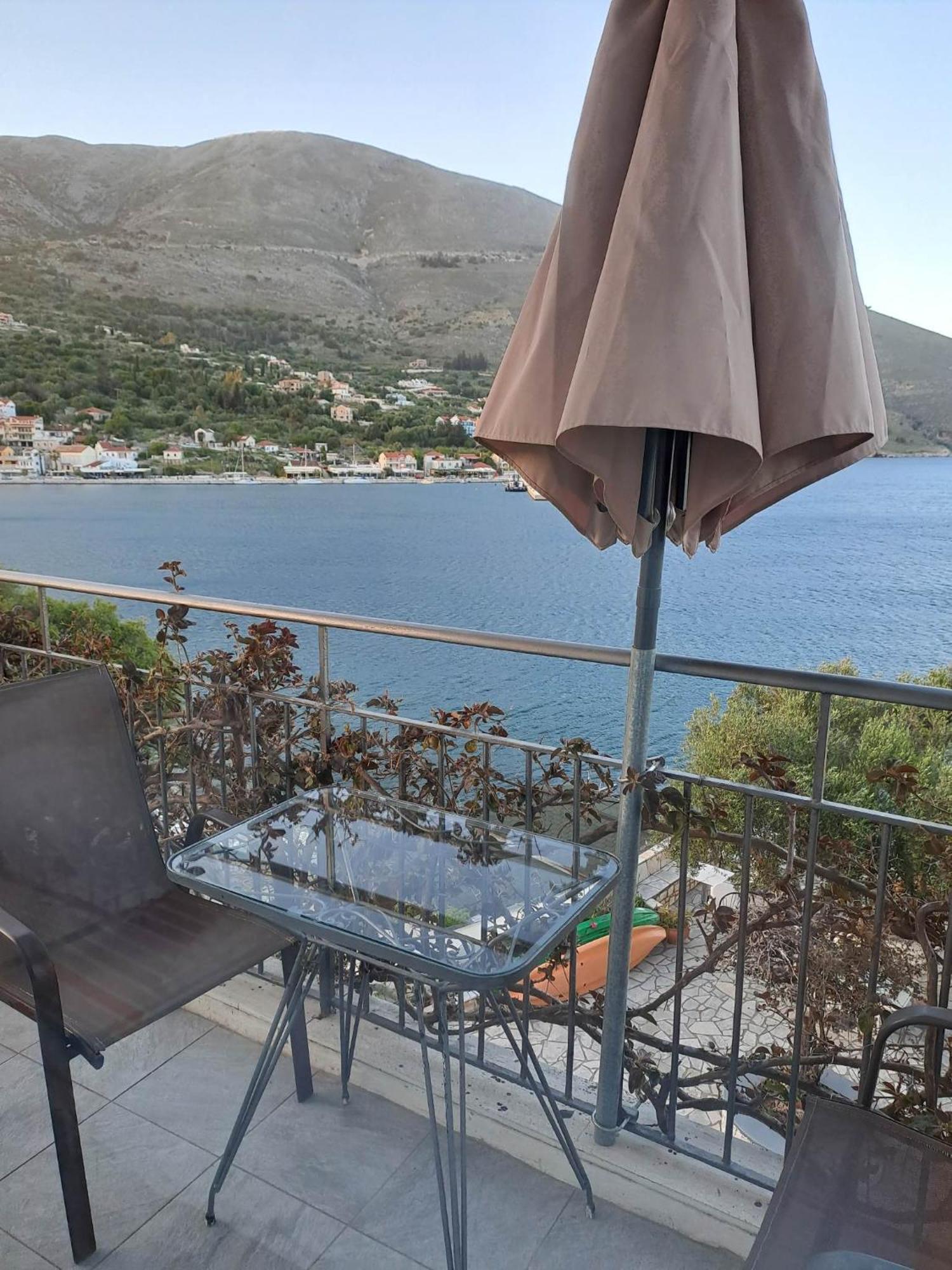Ballas Apartments Agia Efimia Eksteriør bilde